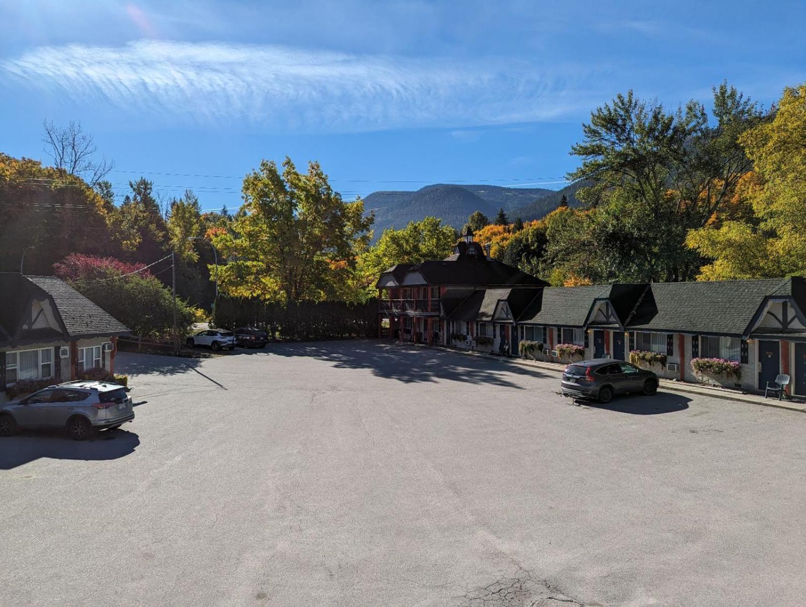 Alpine Inn & Suites Νέλσον Εξωτερικό φωτογραφία