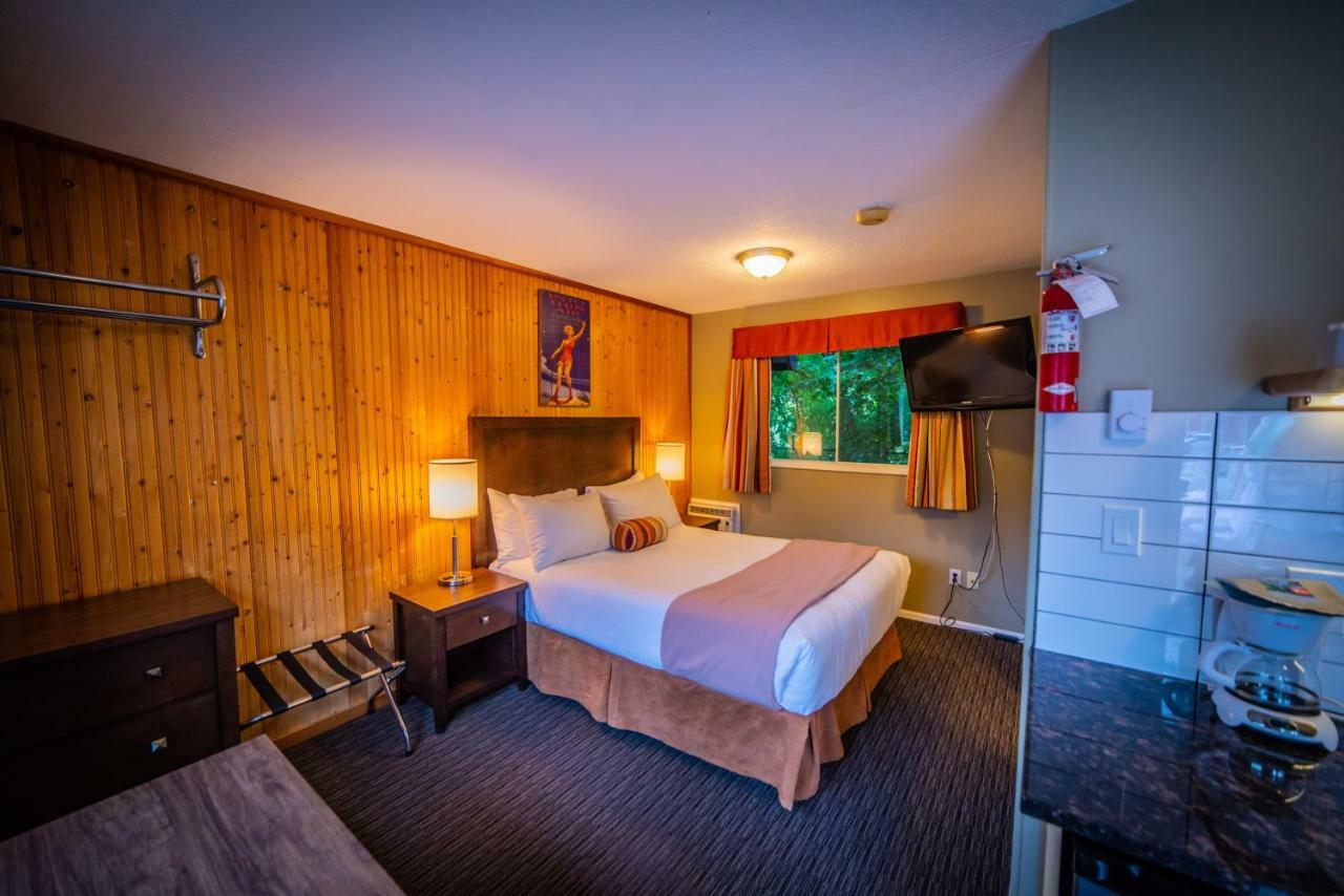 Alpine Inn & Suites Νέλσον Εξωτερικό φωτογραφία