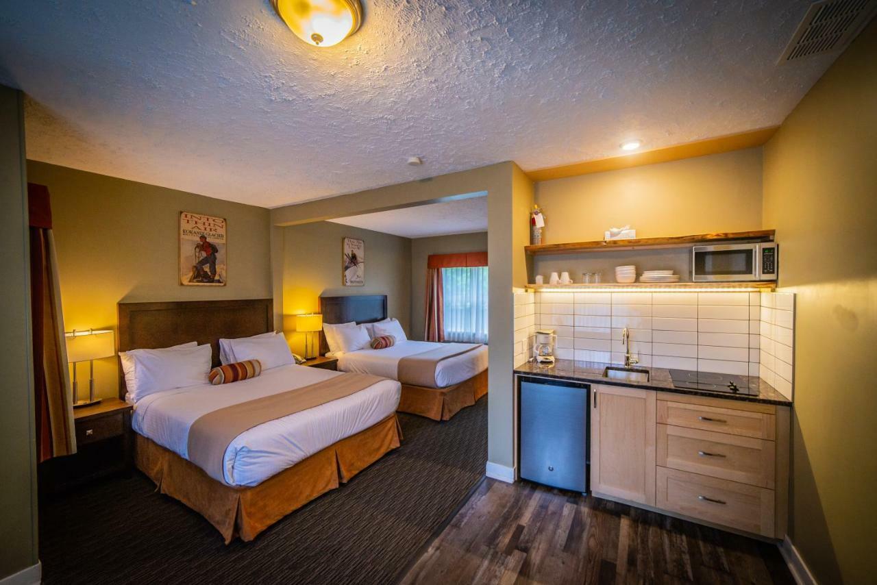 Alpine Inn & Suites Νέλσον Εξωτερικό φωτογραφία